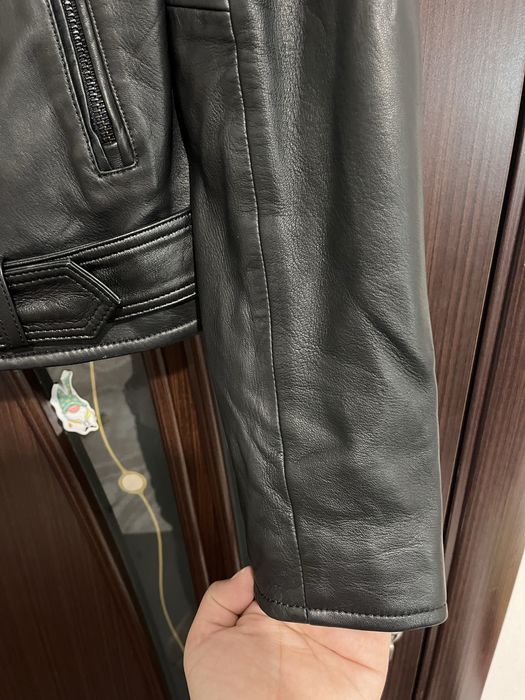 Продам куртку Massimo dutti