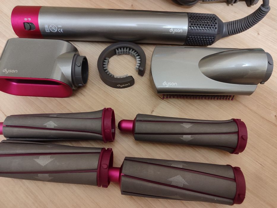 Фен для волос Dyson