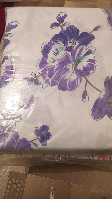 Постельное белье, полотенца