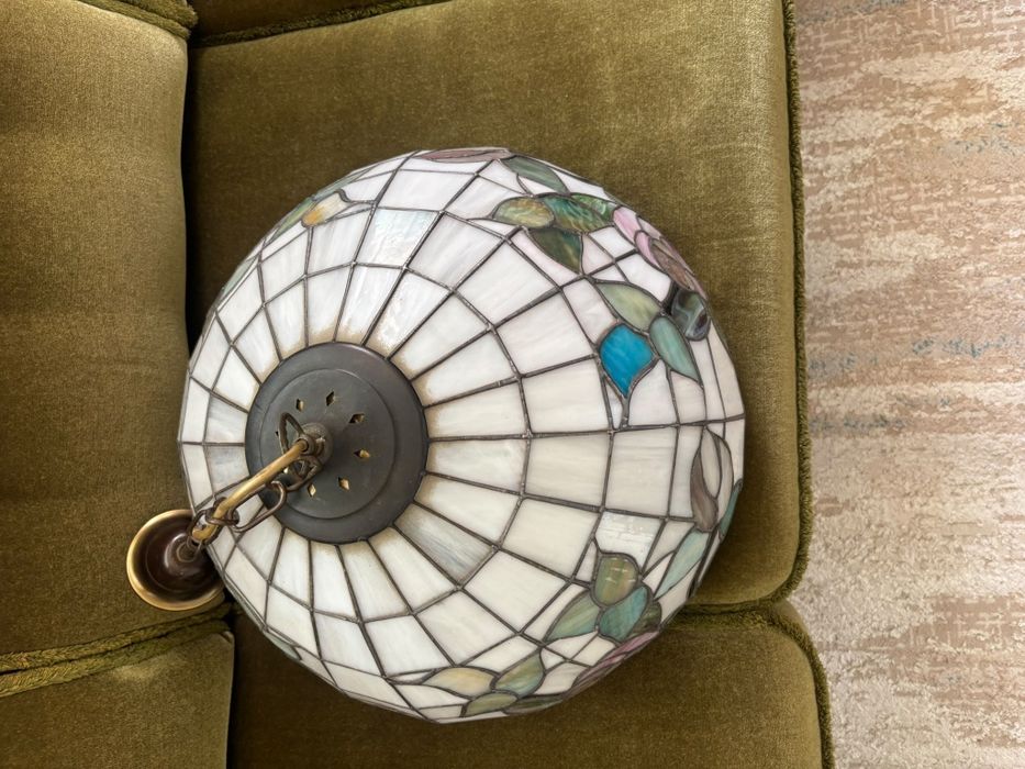 Lampa pendul Tiffany