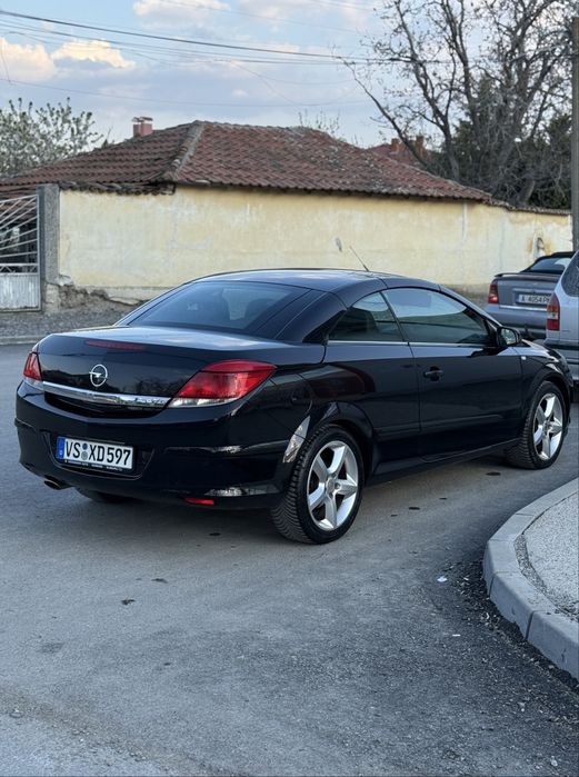 Opel Astra H TwinTop-Кабриолет