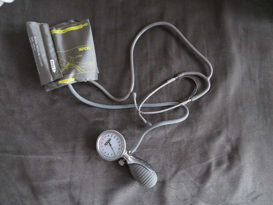 Механичен апарат за кръвно налягане Sendo Primo