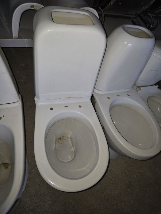 Продам унитазы, раковины с пьедесталом