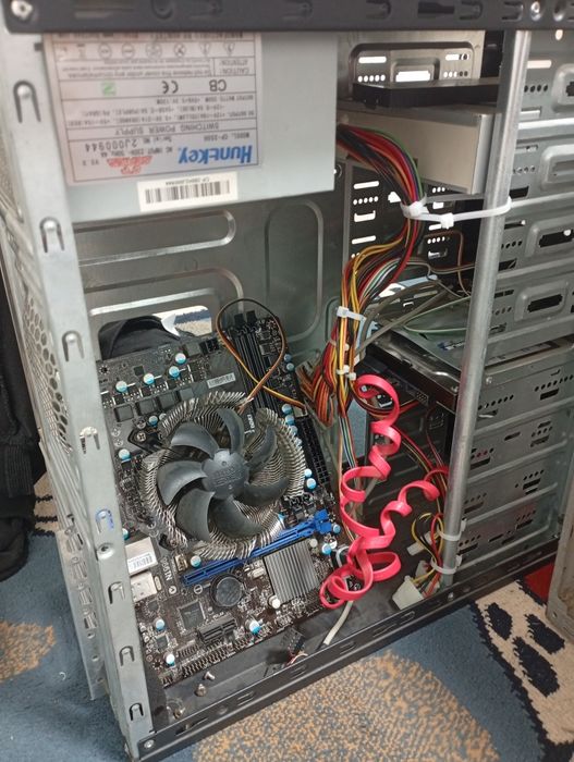 Продам 2 кампютера и каплектующие