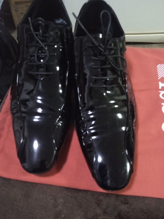 Продам кожанные туфли