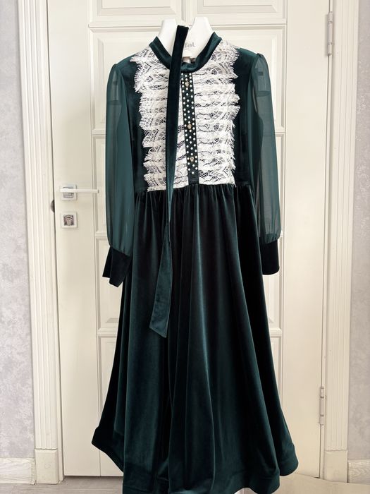 Зеленое платье. Вечерний