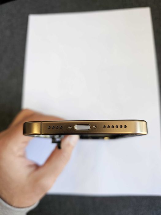 Carcasa mijloc  iPhone 16 Pro Max Original Desert Titanium