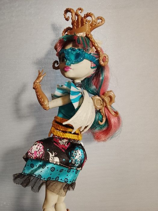 Продам куклу Монстр хай