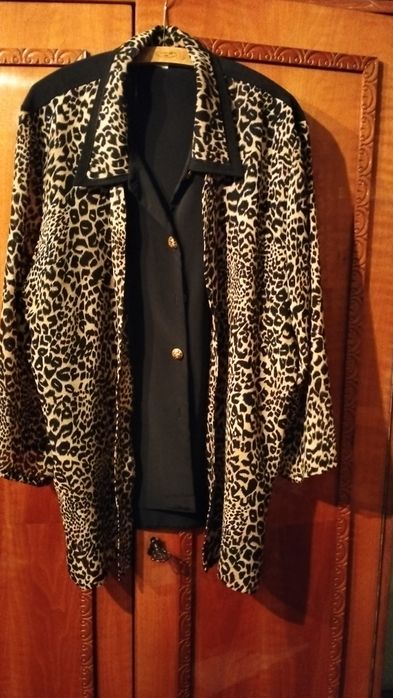 Cămașă animal print mărime 46