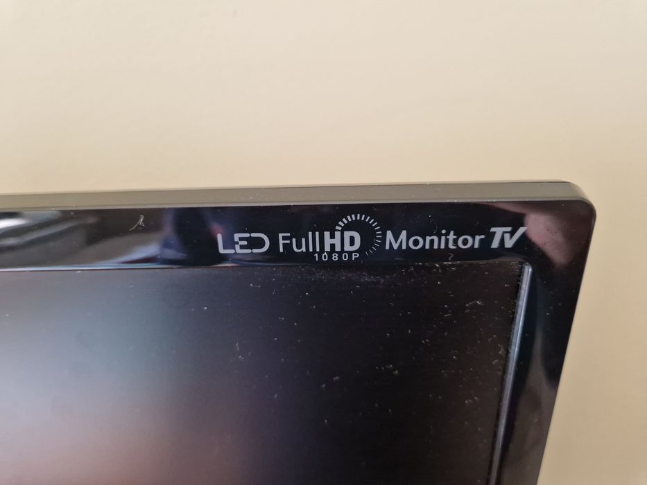 Телевизор Монитор LG Flatron M2280D