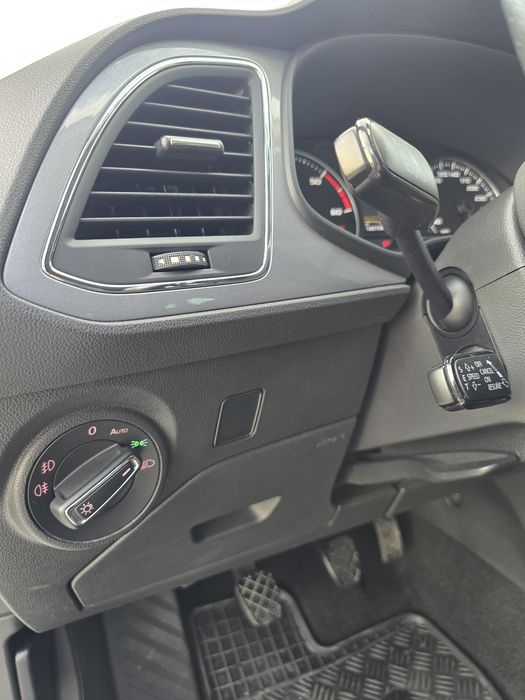 SEAT Leon 2013 — imagine 5