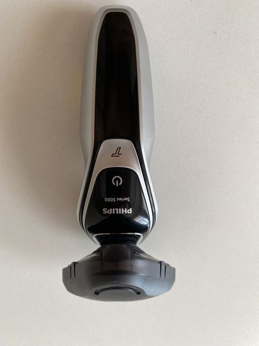 Philips series 5000 оригинал почти новый