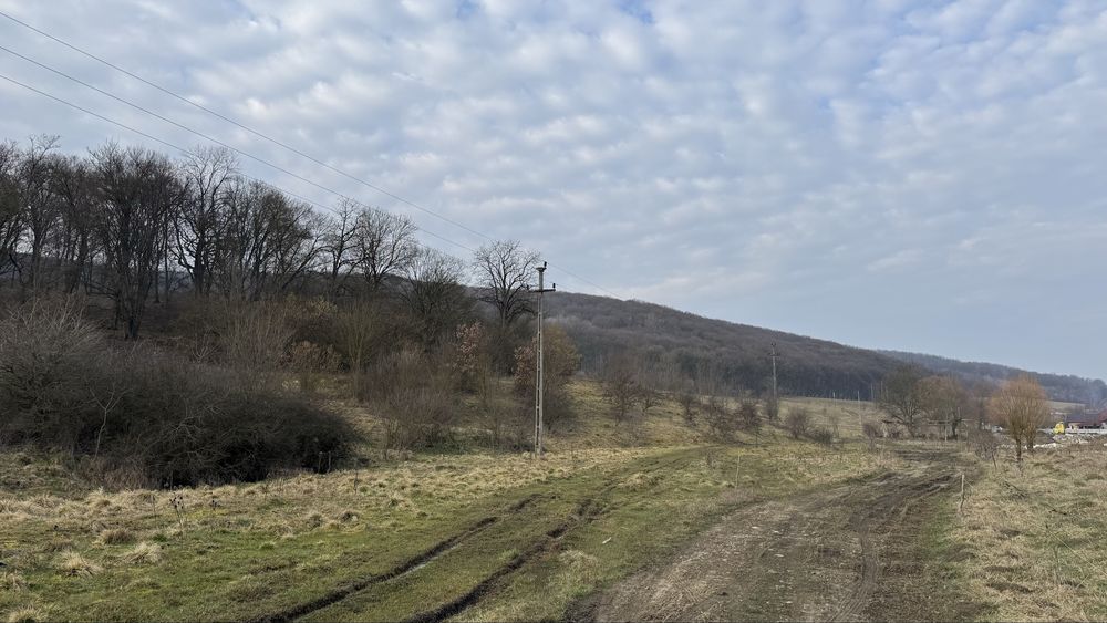 Teren intravilan de vanzare in Corunca