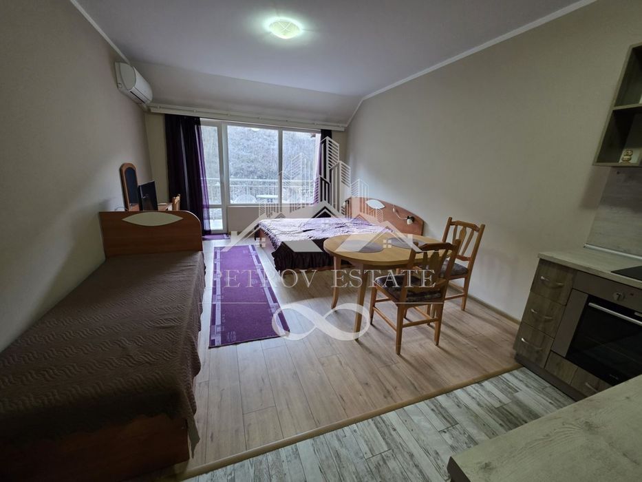 Дава се под наем Едностаен апартамент в Велинград - 70 кв.м за 270 € - Снимка #1