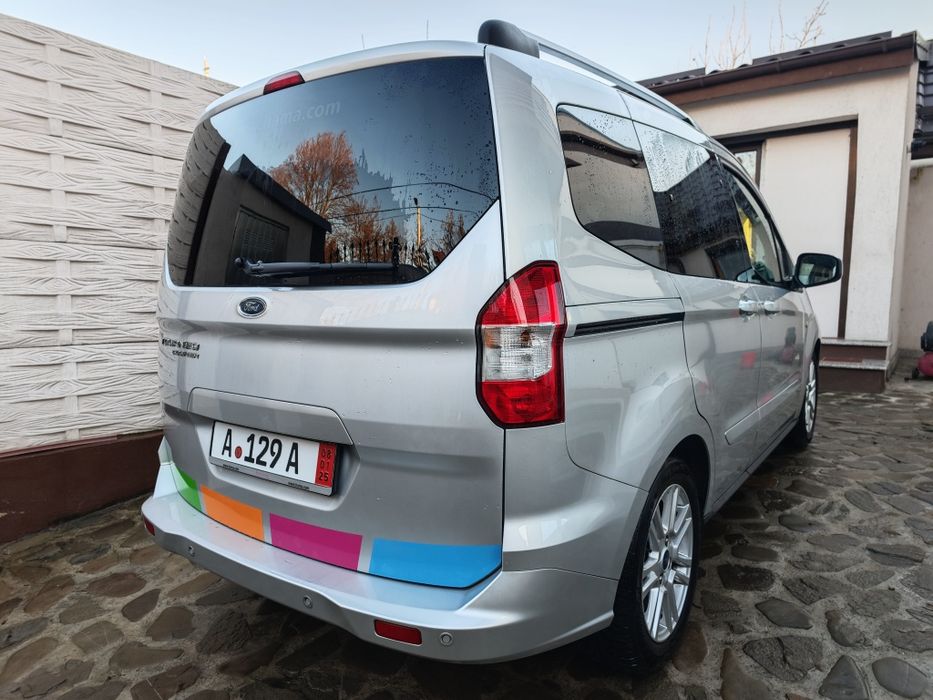 FORD Tourneo Courier 2018 — imagine 5