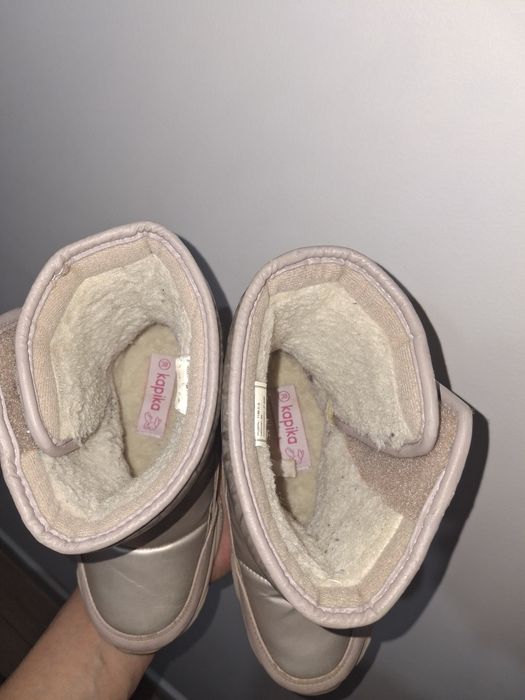 Детские сапожки.