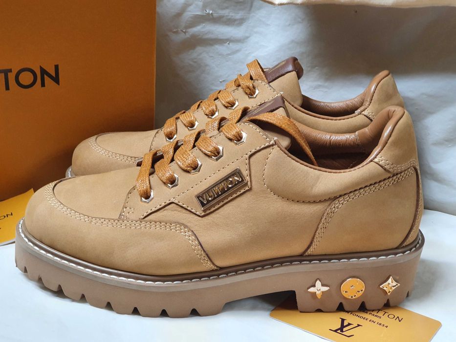 Pantofi Louis Vuitton. x NBA - model deosebit piele