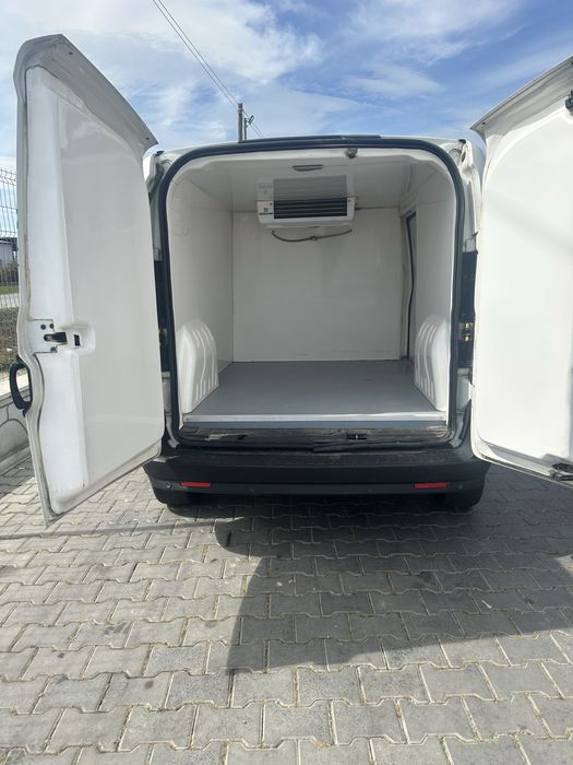 Vind fiat doblo model maxi frigorific