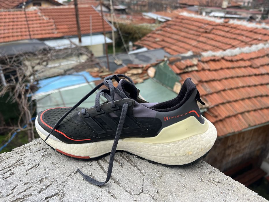 Adidas UltraBoost ColdDry 42 2/3