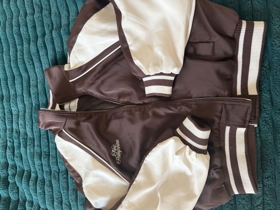 Geaca bershka unisex