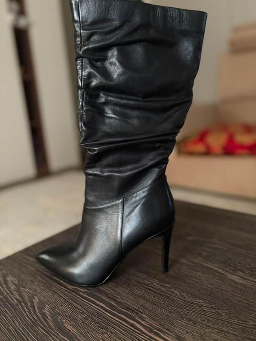 Продаю осенние сапоги