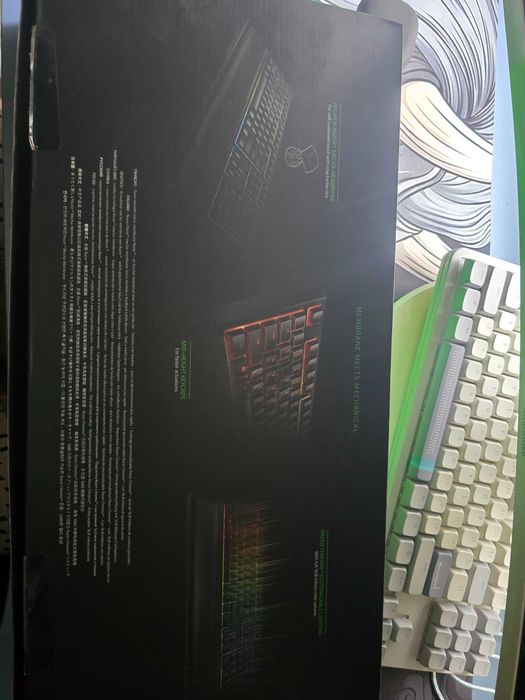 Razer Ornata Chroma – геймърска клавиатура