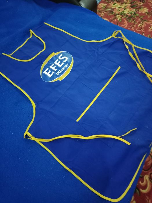 Продам фартук с логотипом.