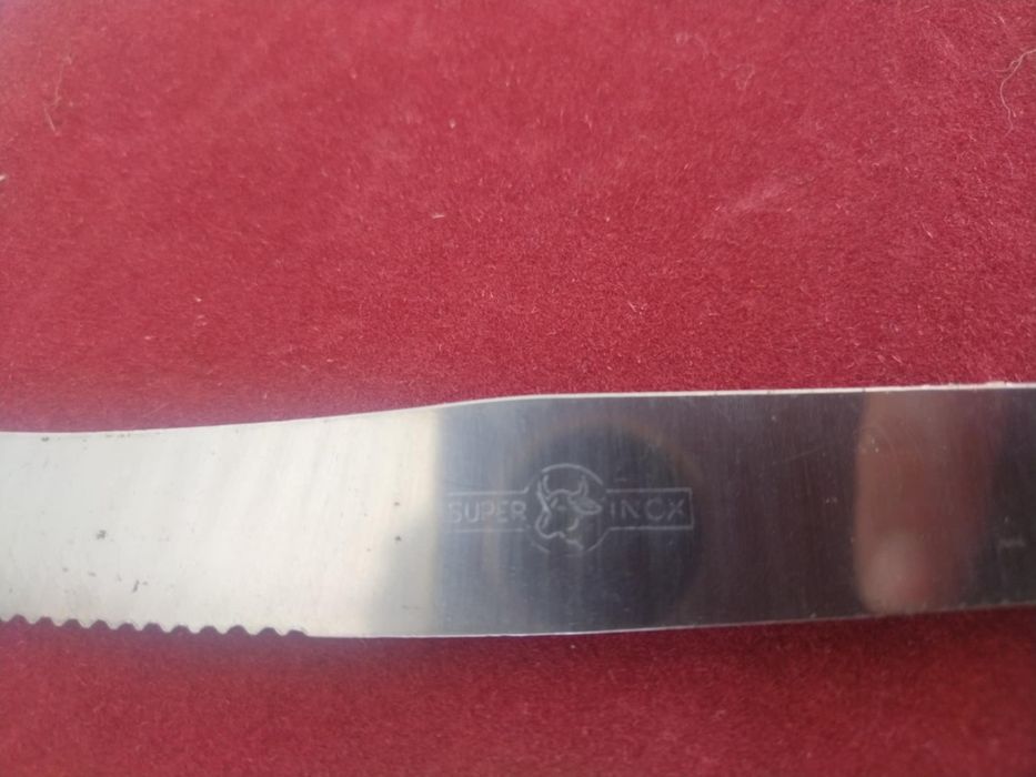 Италиански посребрени прибори за хранене 51 броя 
Комплекта е в кутия