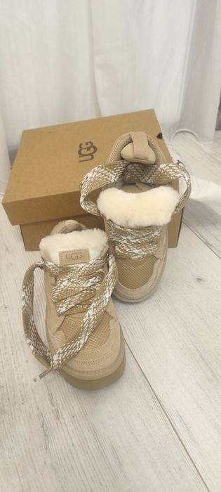 Pantofi sport UGG  cu insertii de piele intoarsa Lowmel, Maro nisip