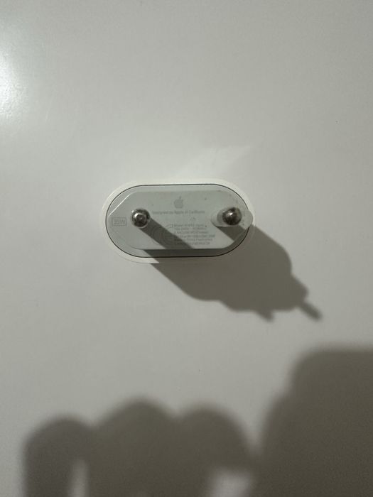 Apple 35W USB-C Power Adapter