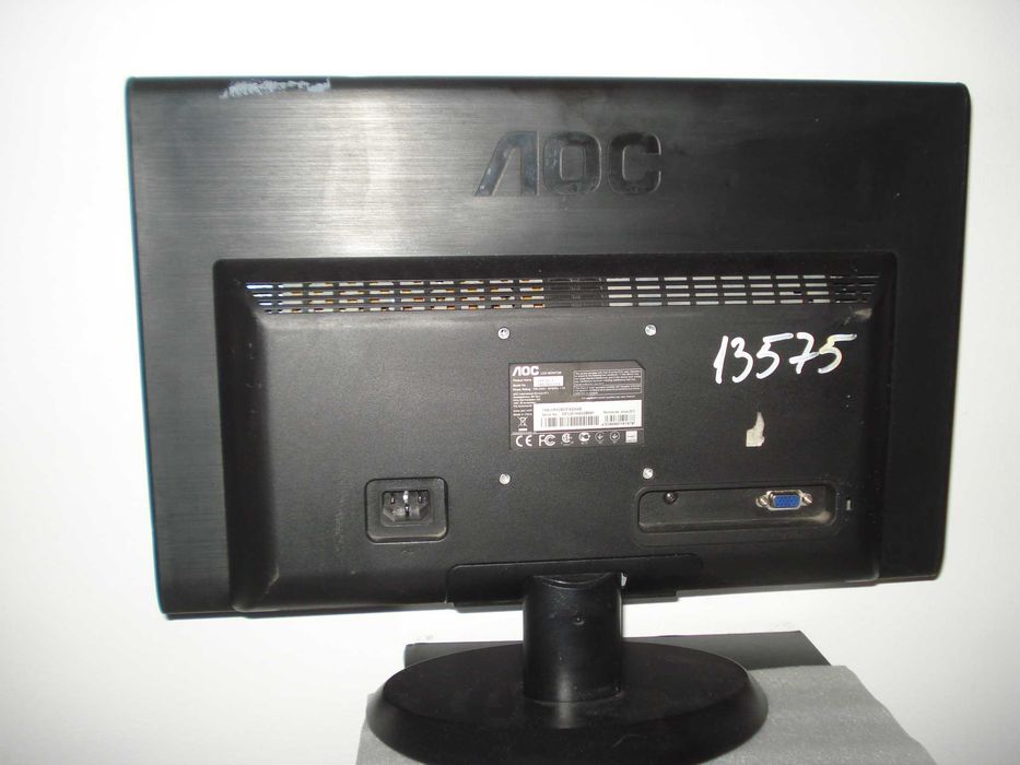 monitor aoc e950swn 18.5" led 18w 1366x768 cablu vga + alimentare