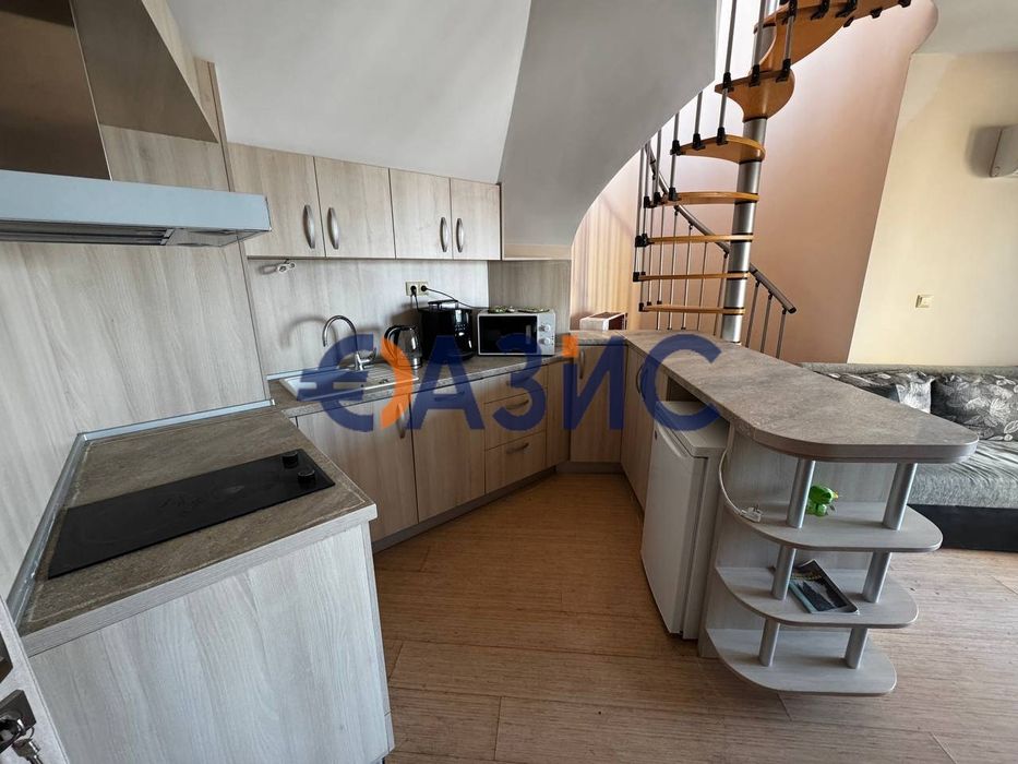 Продава се Двустаен апартамент в Варна, Център - 60 кв.м за 1917 €/кв.м - Снимка #13