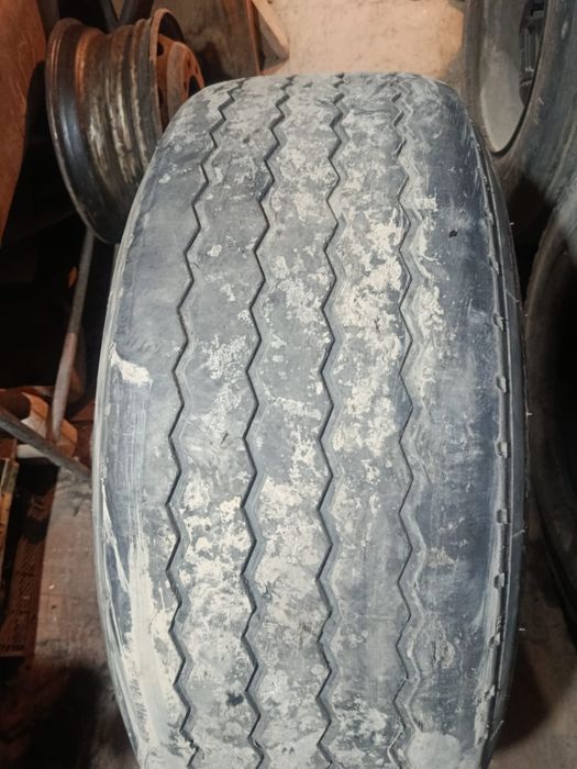 Грузовые шины разные цены