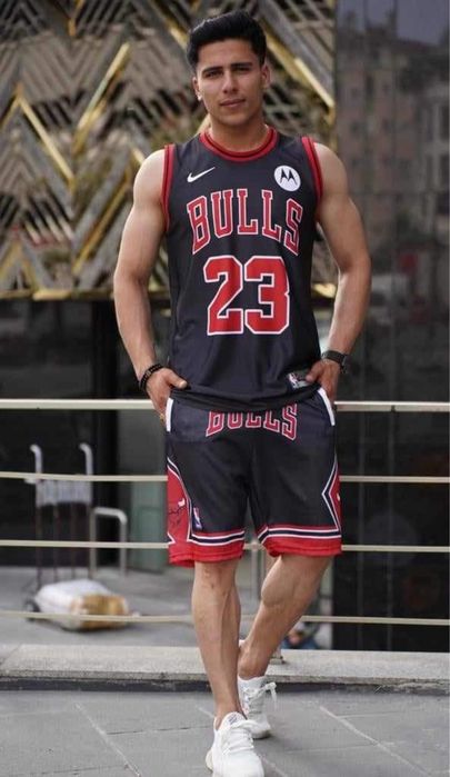 Lichidare de stoc - compleuri lakers, bulls