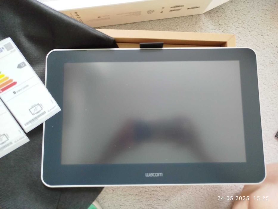 Графичен таблет One by Wacom