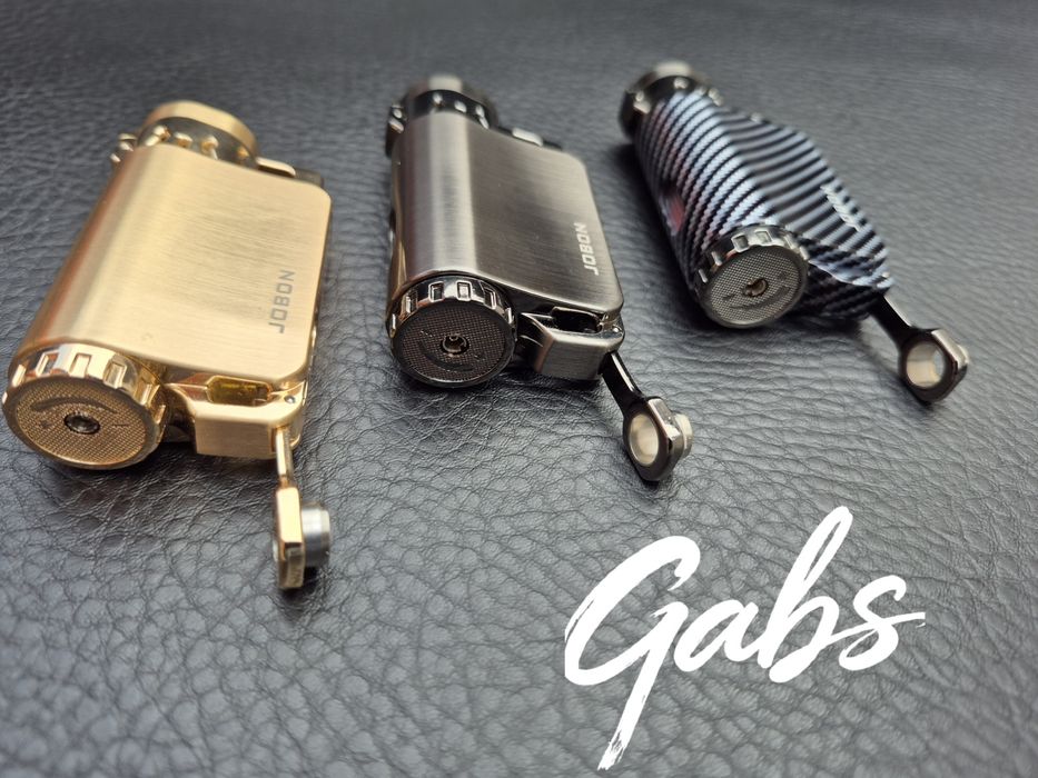 Запалка за пури JOBON в подаръчна кутия,три цвята L-0304