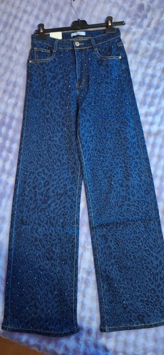 Различни модели дънки