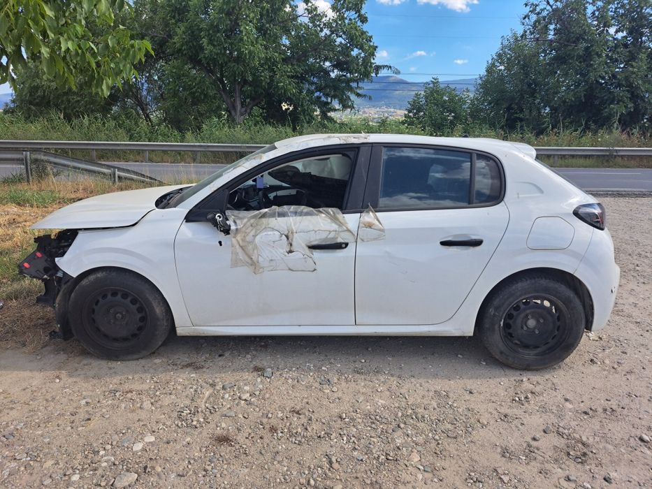 Пежо 208 2020г за части