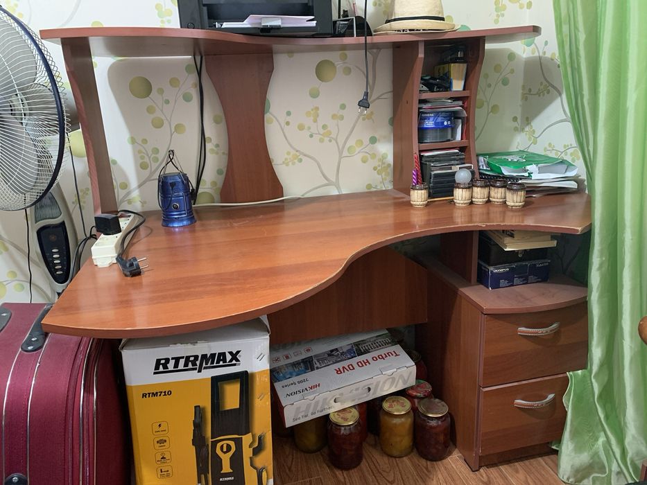 Стол компьютерный б/у