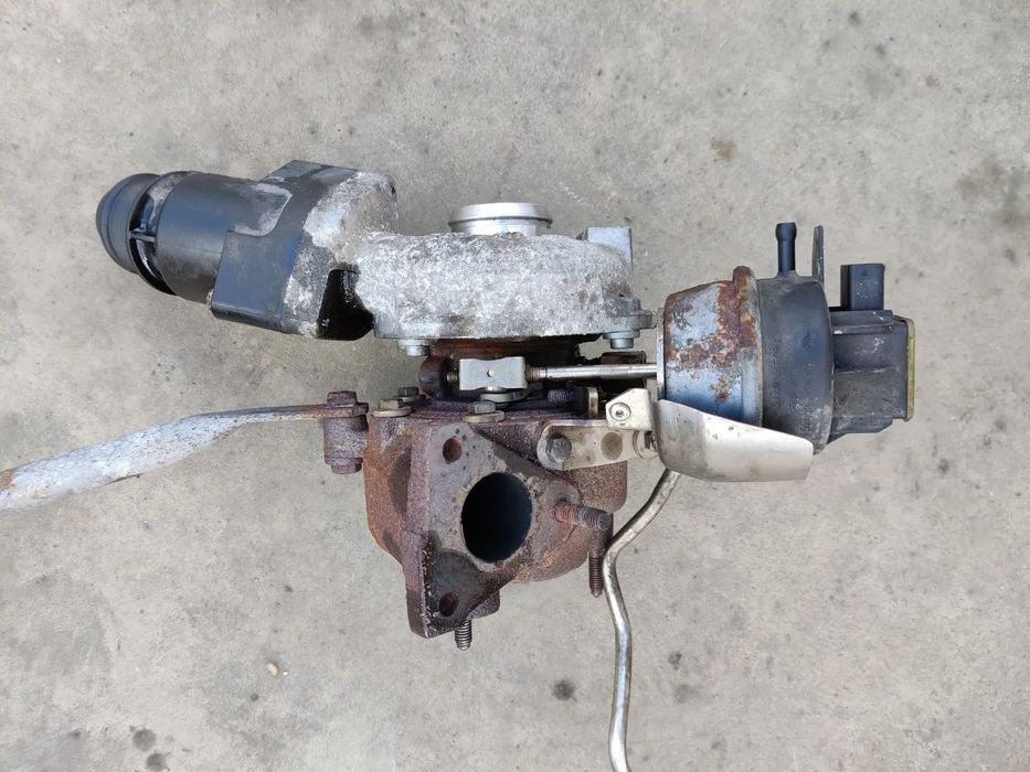 Turbina / Turbosuflanta motor 2.0 CAG Seat Exeo Audi A3 A4 A5 A6 Q5 03L145701B