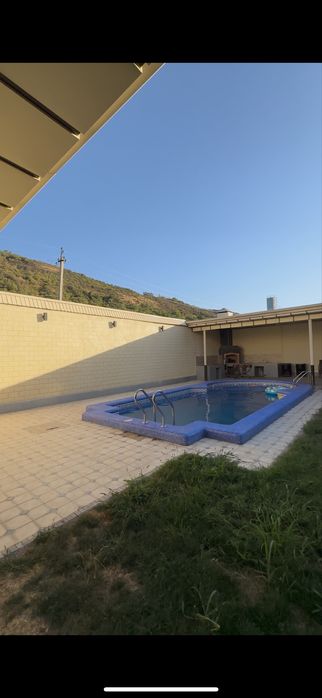 Dacha sotiladi srochna