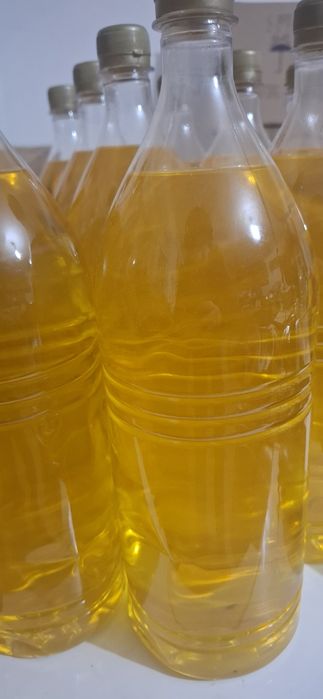 Ulei de Floarea-Soarelui Presat la Rece – 100% Natural