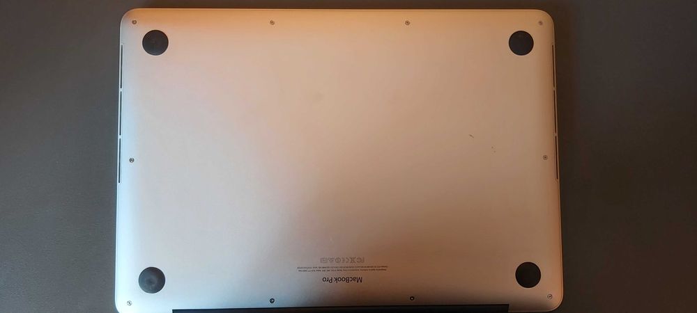 Apple Macbook Pro A1505