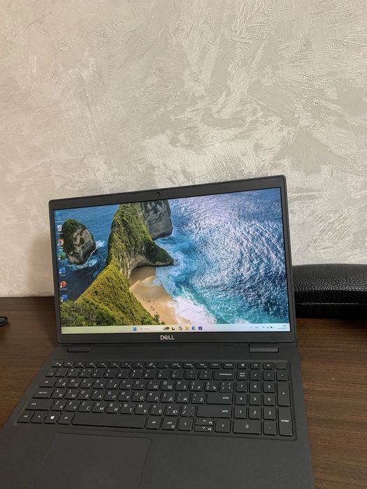 Dell 2022г( Core i5-11gen, 8/256gb SSD, Win 11) ноутбук