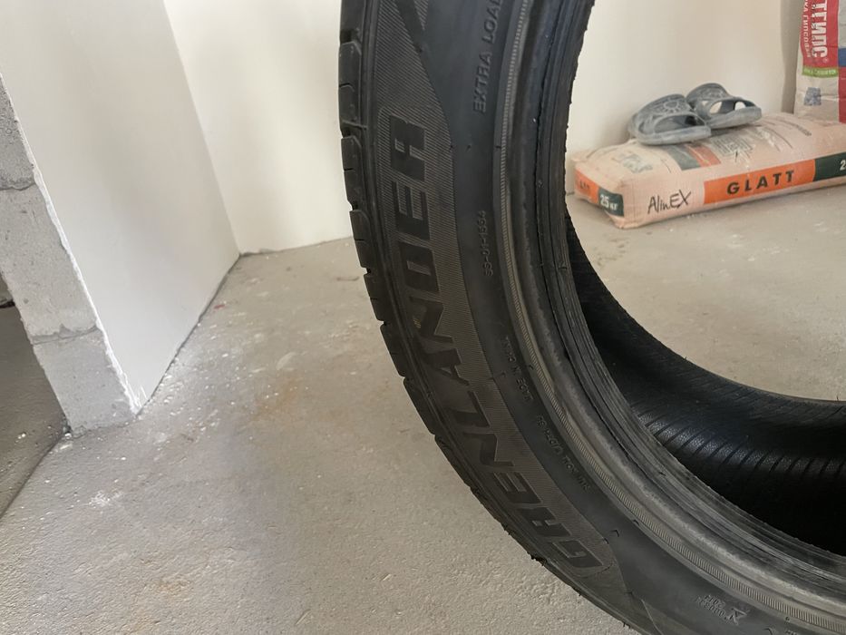 Шины летние 235/45/18