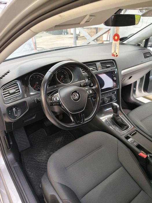 VOLKSWAGEN Golf 2018 — imagine 5
