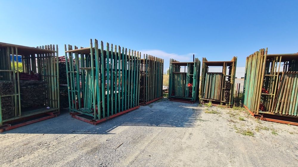 Pachet de 1800 mp schela second hand