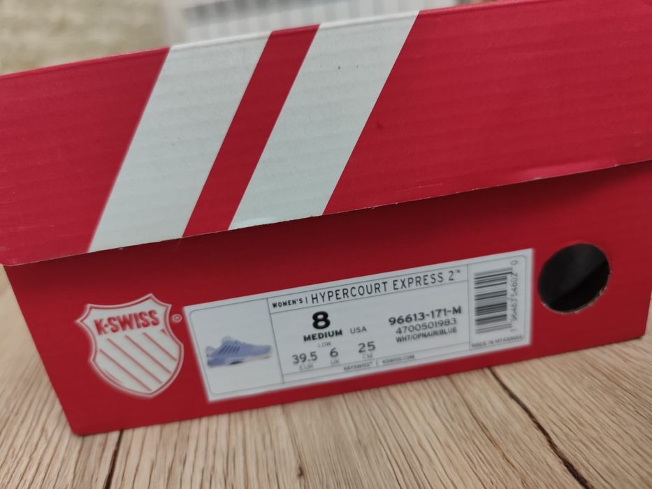 Vand pantofi sport, K-Swiss. Mai multe marimi disponibile .