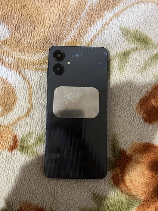 Samsung A06 черный