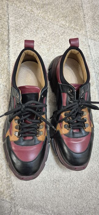 Продавам италиански дамски обувки